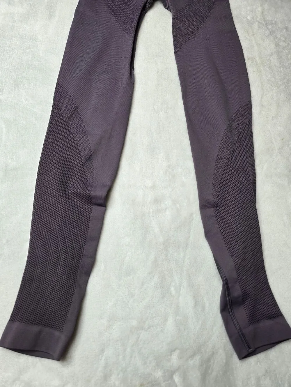 Lululemon Iconic Sweat Tight Seamless Leggings Graphite Purple Black High Rise 4